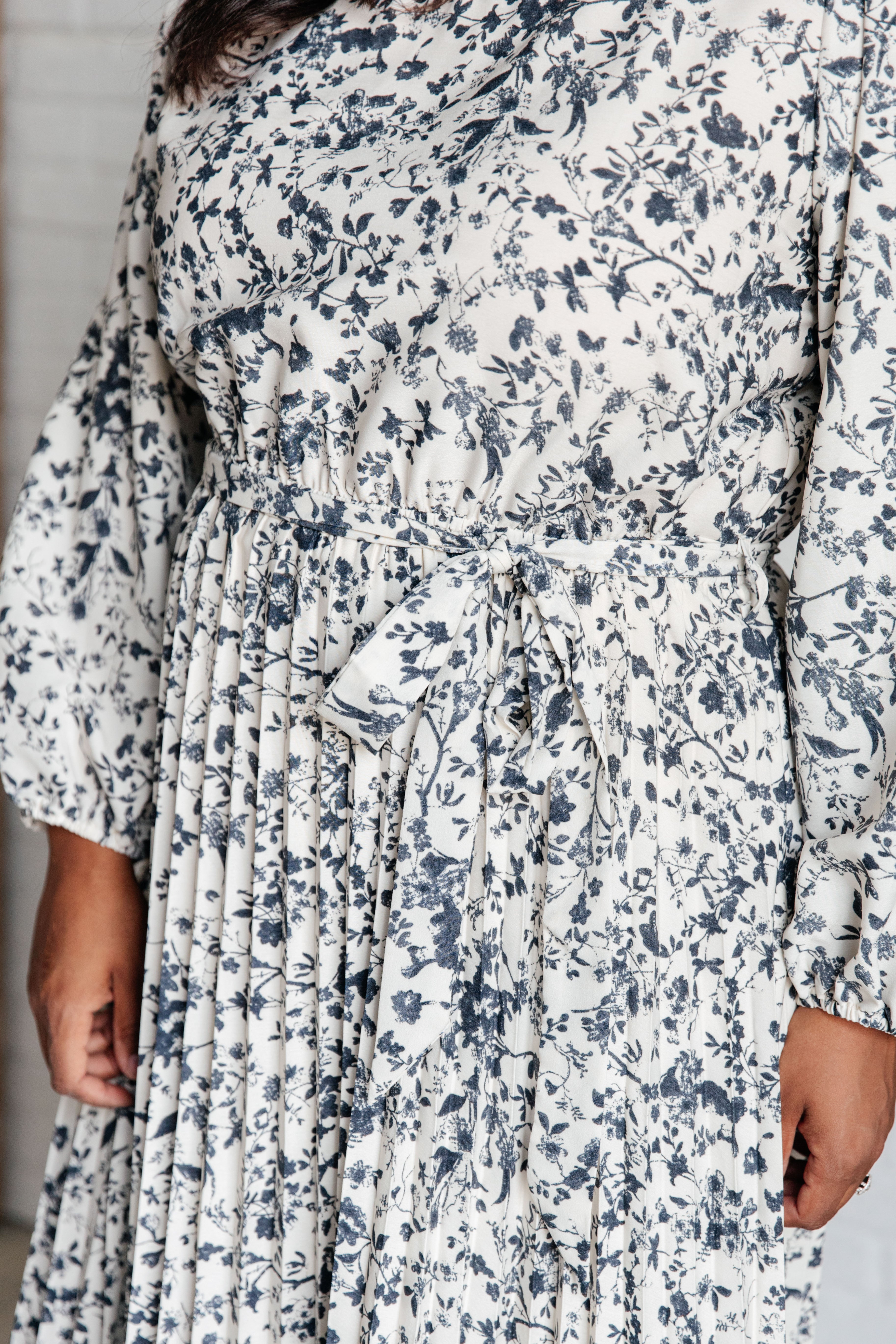 Tea Time Pleated Dress in - Dresses photo