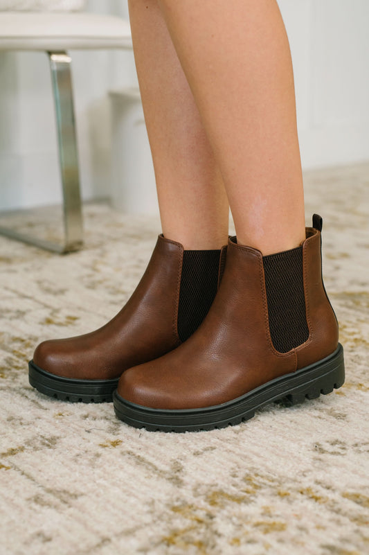 That's Just What They'll Do Paden Chelsea Boots in Brown in - Womens photo