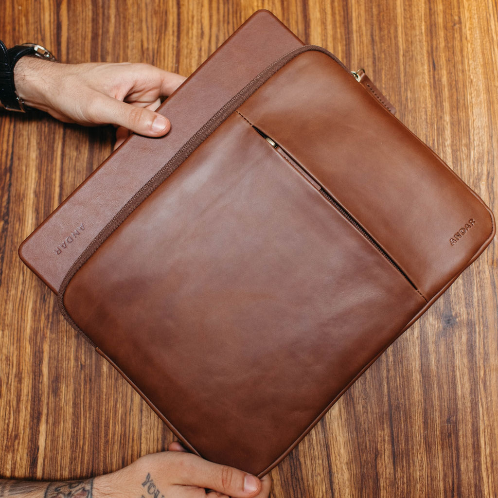 Andar The Chase in - Cases photo