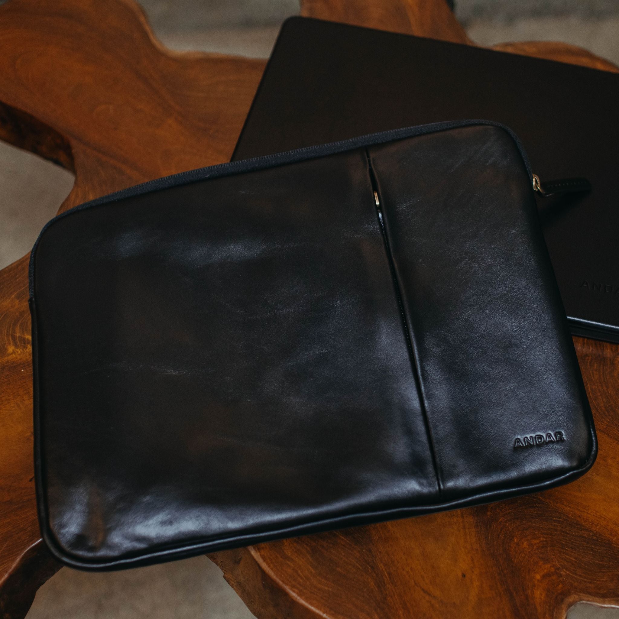 Andar The Chase in - Cases photo