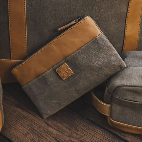 The Joey in - Bag photo