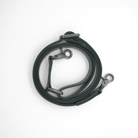 The Crossbody Strap in The Waymaker Micro Jet Black - Goods photo
