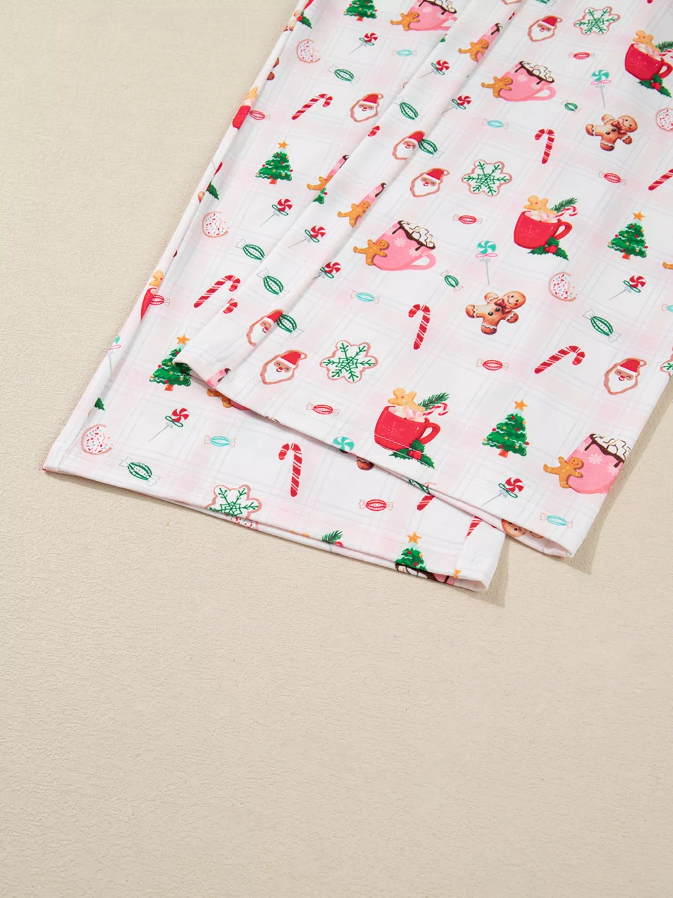 Christmas Spirit Cute Holiday Print Short Sleeve Shirt and Pants 2pcs Pajama Set in - photo