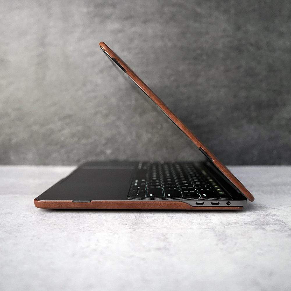 The Helm in - Cases photo