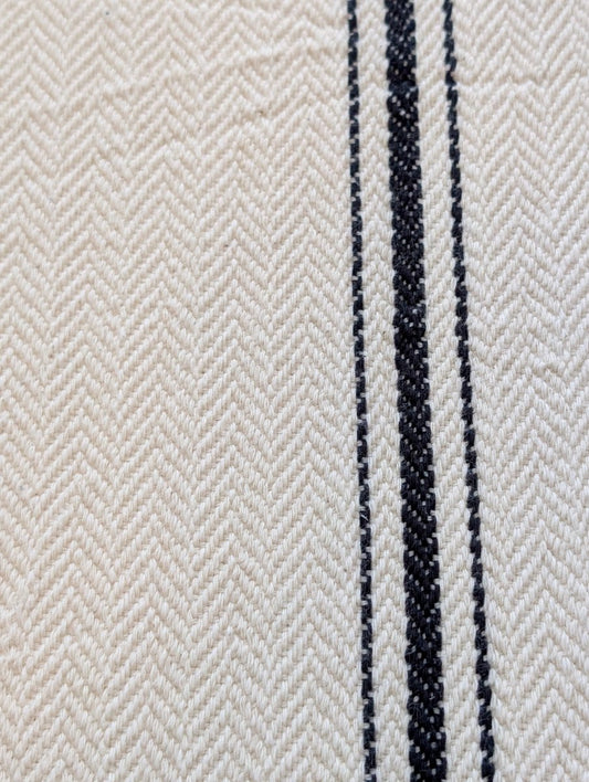 Atlas Bedspread - Elegant, Breathable & Timeless Turkish Cotton in - Blanket photo