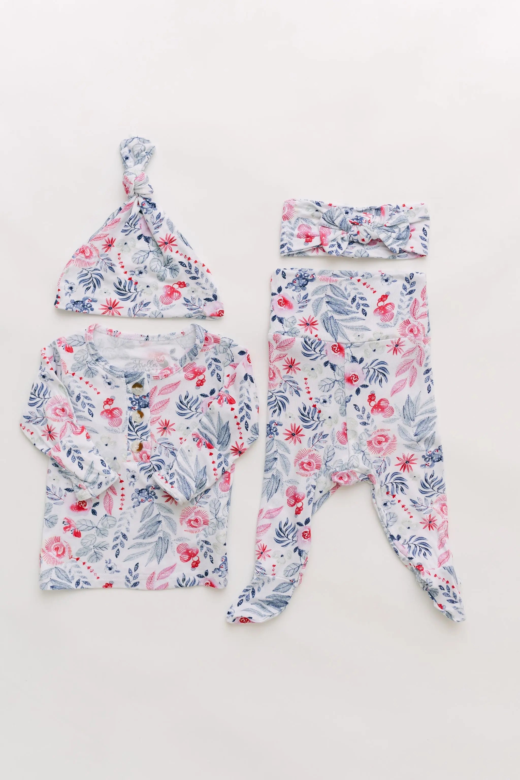 Newborn Outfit, Baby Outfit, Baby Girl Coming Home Outfit - Bloom in NB-3 mo (hat and headband) - Onesies photo