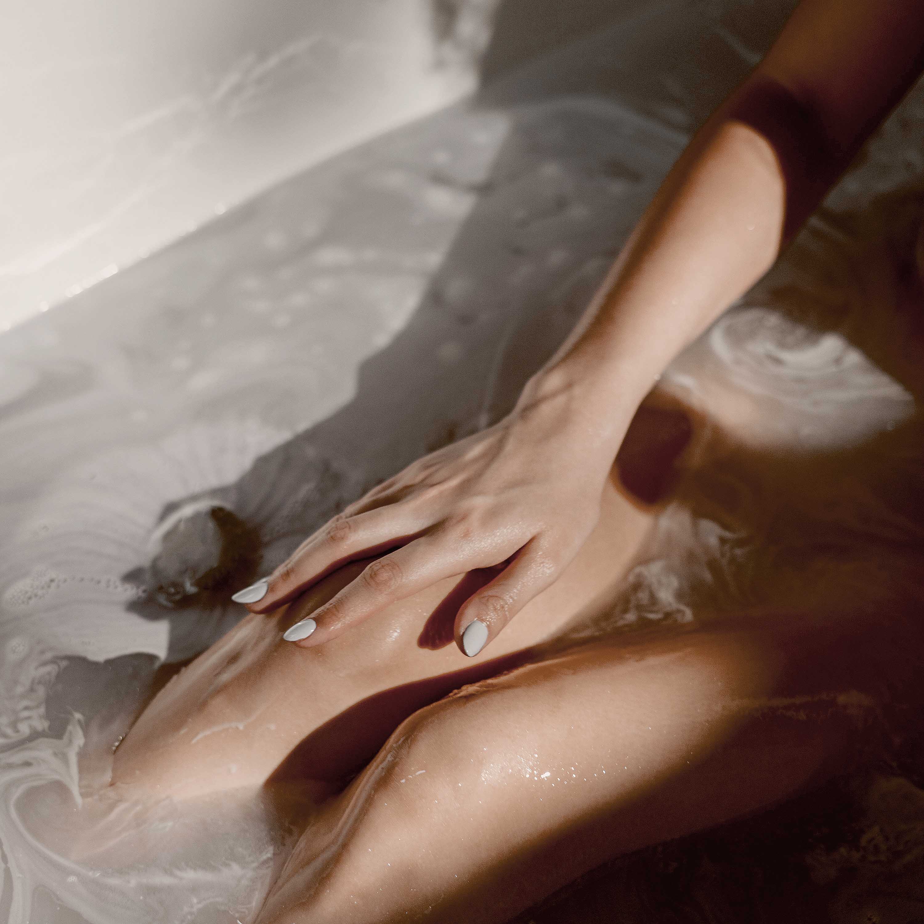 Ua Hawaii Pakalana Bath Salt in - Bath Salts photo