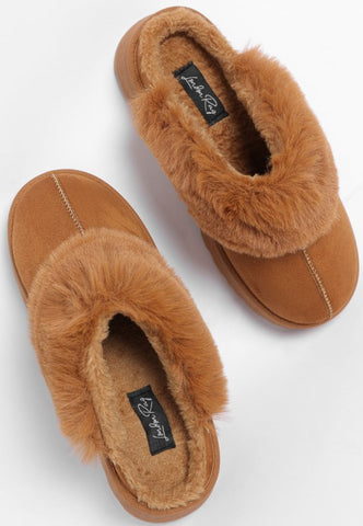 Portho Faux Fur Slip Ons in - photo