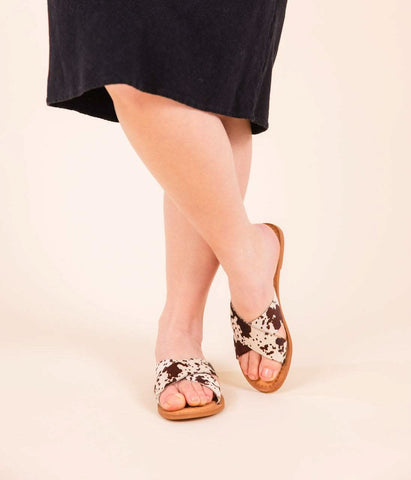 Caddo Cowhide Sandals in Black and White