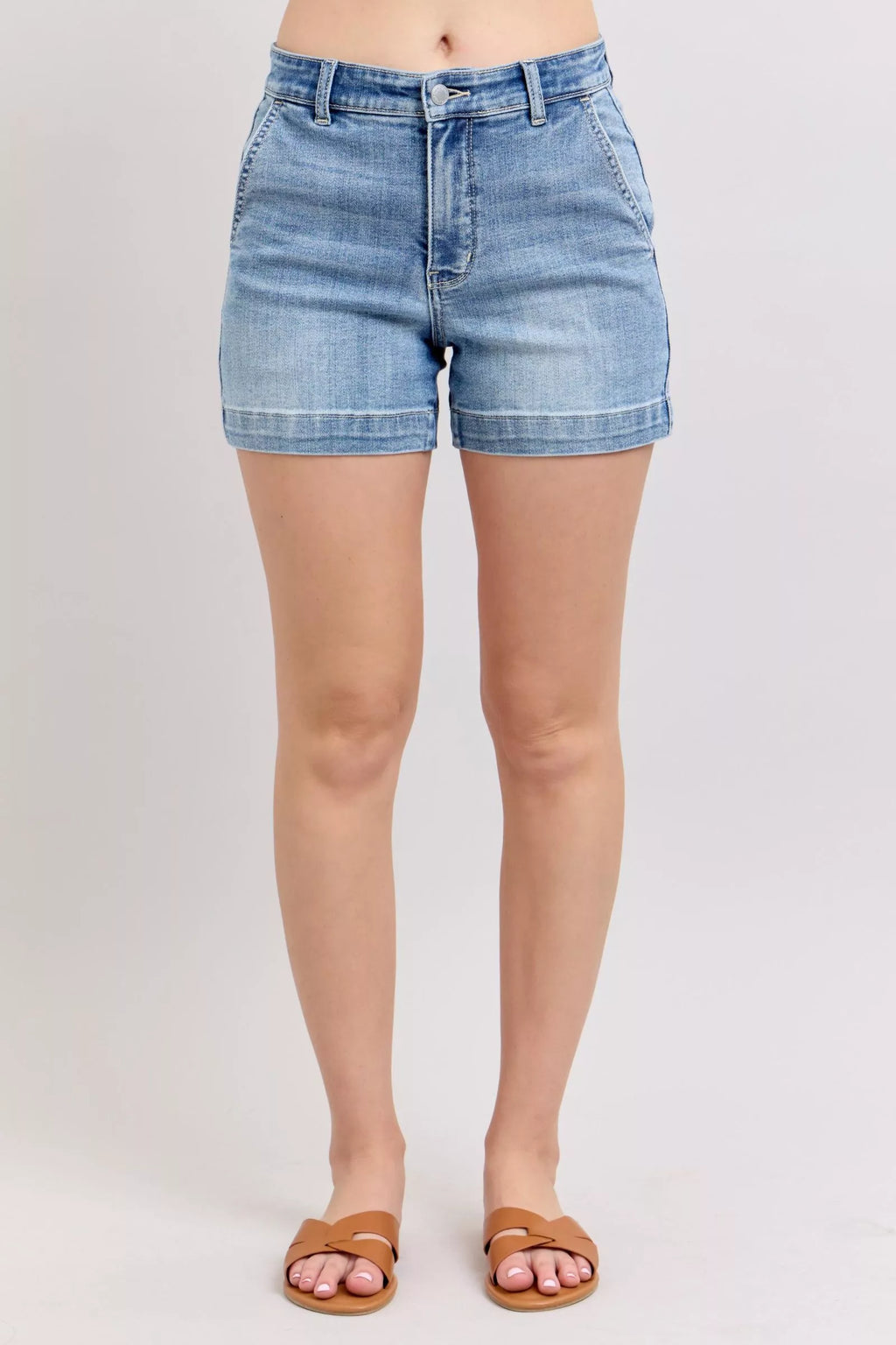 Judy Blue Mid Rise Denim Shorts in MD - photo