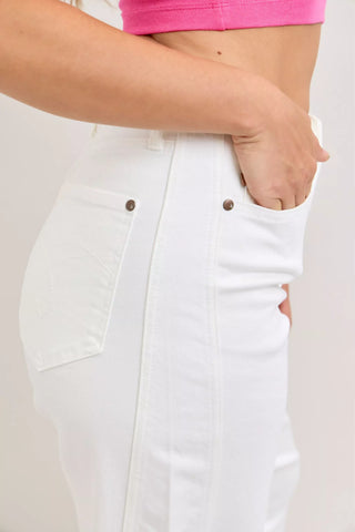 Judy Blue High-Waisted Rigid Magic Panel Barrel Jeans in - photo