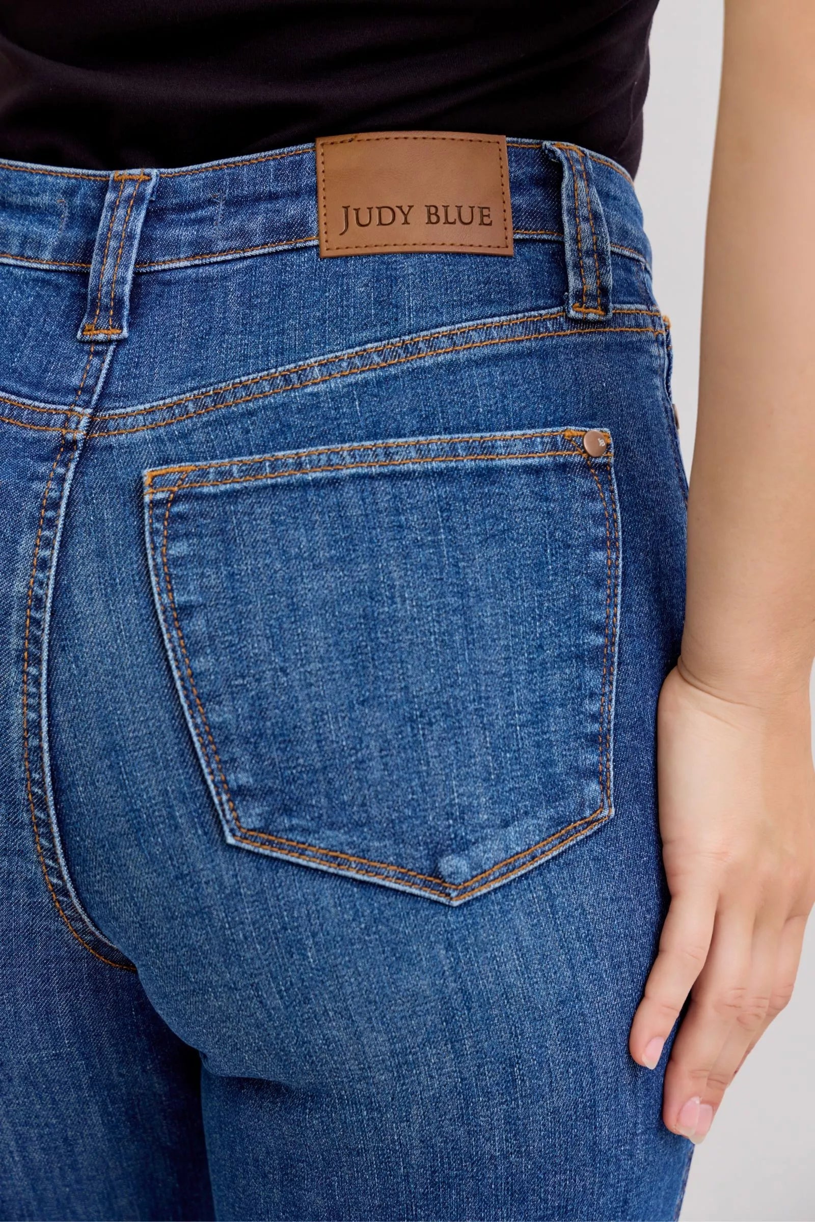 Judy Blue High Waist Tummy Control Straight Jeans in - photo