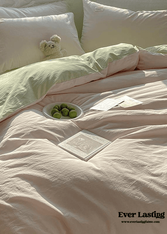Duo Bedding Set / Pink + Green in - Bedding Set photo