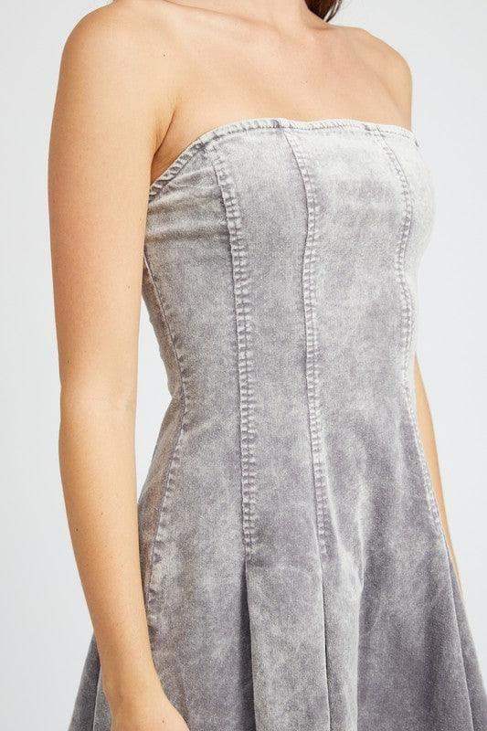 EMORY PARK Laurel Pleated Strapless Mini Dress - SwagglyLife Home & Fashion