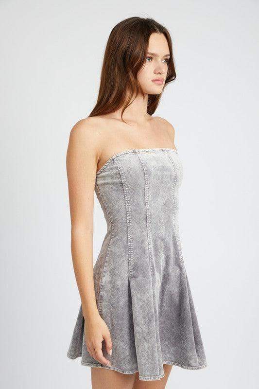 EMORY PARK Laurel Pleated Strapless Mini Dress - SwagglyLife Home & Fashion