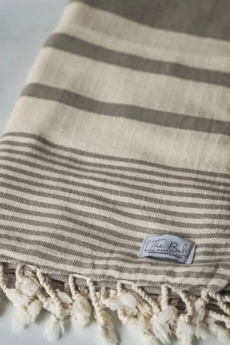 Essential Stripe Turkish Towels – Beautiful, Versatile, and Quick-Drying - SwagglyLife Home & Fashion