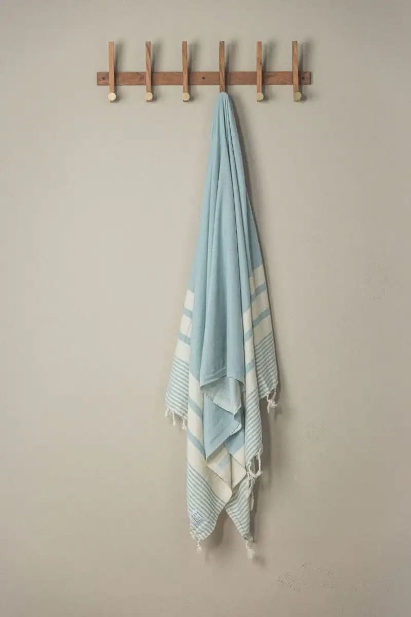 Essential Stripe Turkish Towels – Beautiful, Versatile, and Quick-Drying - SwagglyLife Home & Fashion