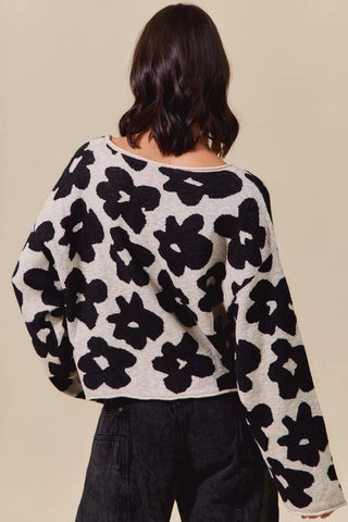 SO ME Loose Fit Flower Lightweight Sweater Top in - photo