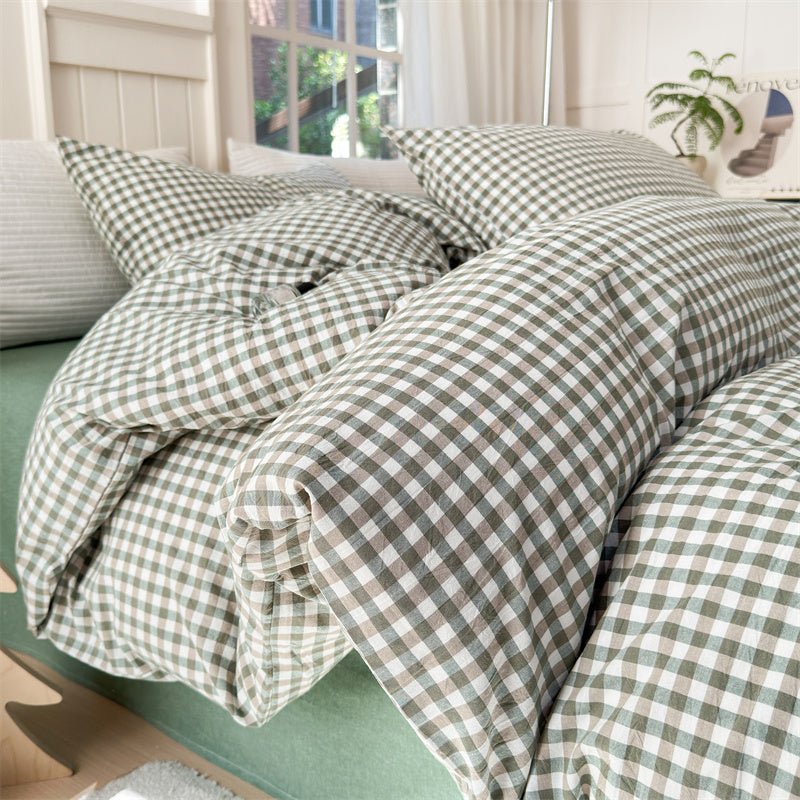 Gingham Bedding Set / Brown in - Bedding Set photo