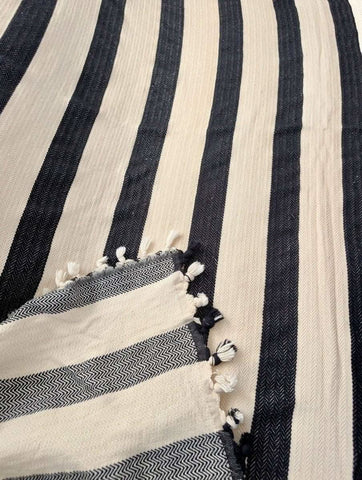 Harbor Stripe Bedspread - Classic, Breathable & Timeless Turkish Cotton
