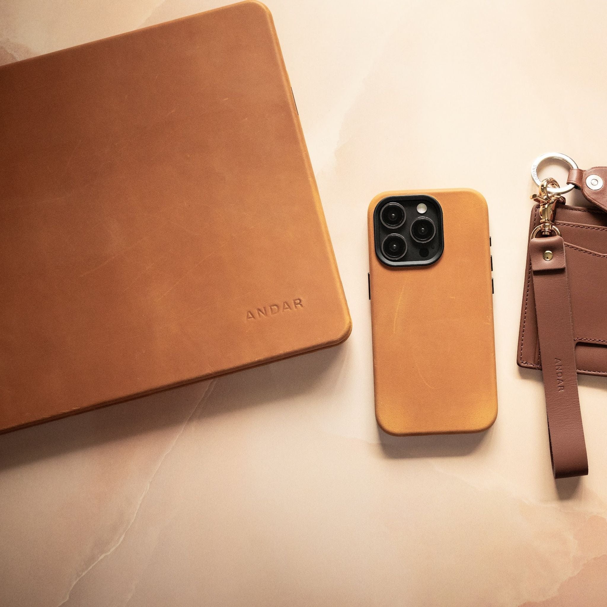 The Helm in - Cases photo