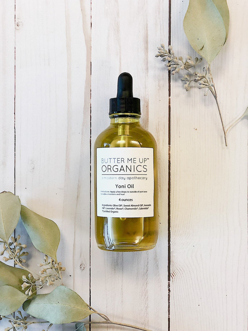 Organic Yoni Oil / Feminine Care / Women's Health / Yoni in - Body photo