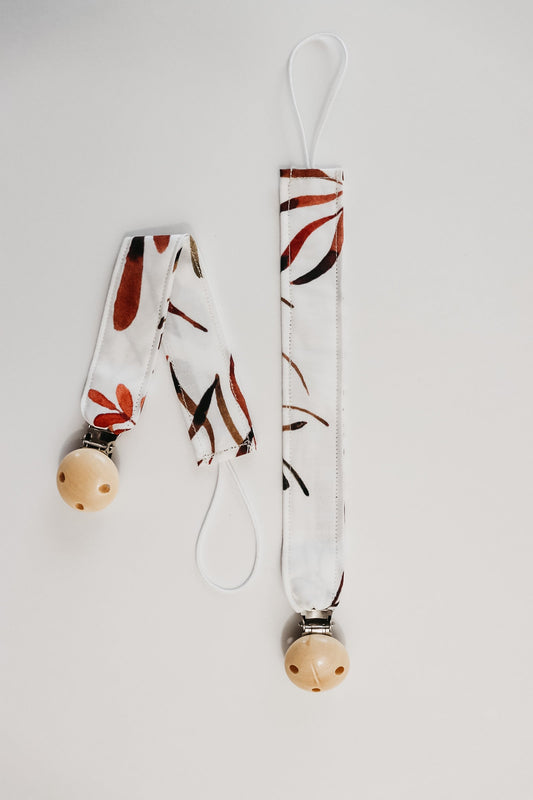 Fallen Pacifier Clip in - photo