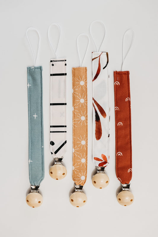 Gaze Pacifier Clip in - photo