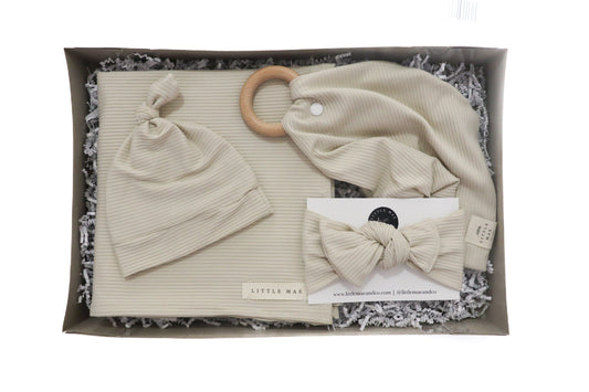 Oat Ribbed Gift Box in - photo