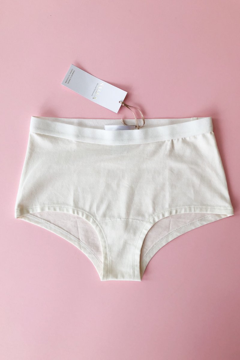 Salua Highwaisted Panty with Elastic Edge in White - PANTY photo