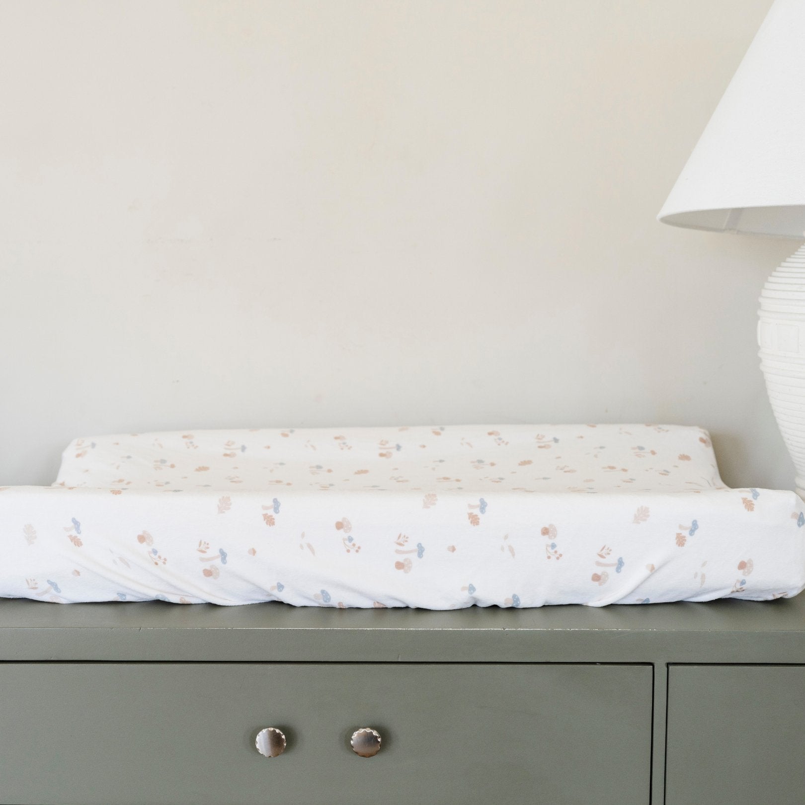 Saranoni Minky Stretch Luxe Changing Covers in Mushroom - photo
