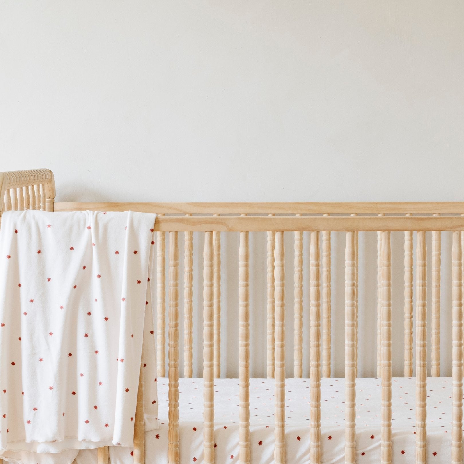 MINKY STRETCH LUXE CRIB SHEETS in Stars - photo