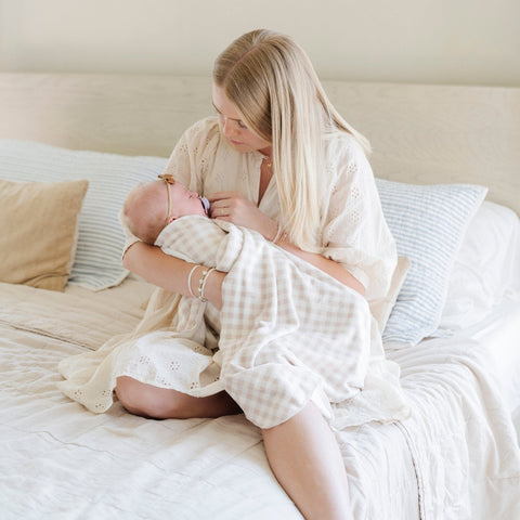 MINKY STRETCH LUXE SWADDLE/BLANKET in - photo