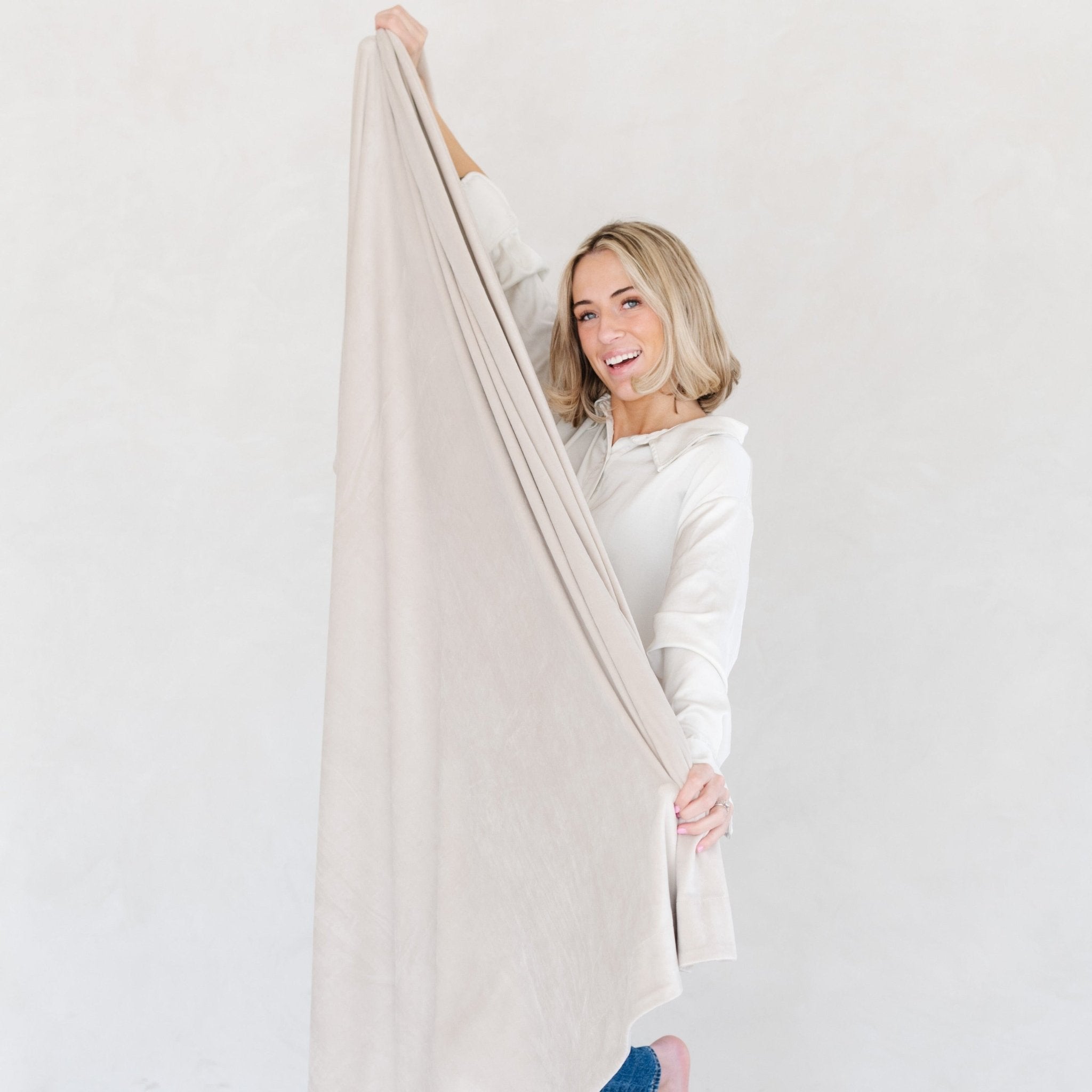 MINKY STRETCH THROW BLANKETS in - photo