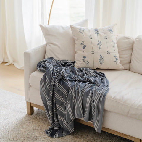 MINKY STRETCH THROW BLANKETS in - photo