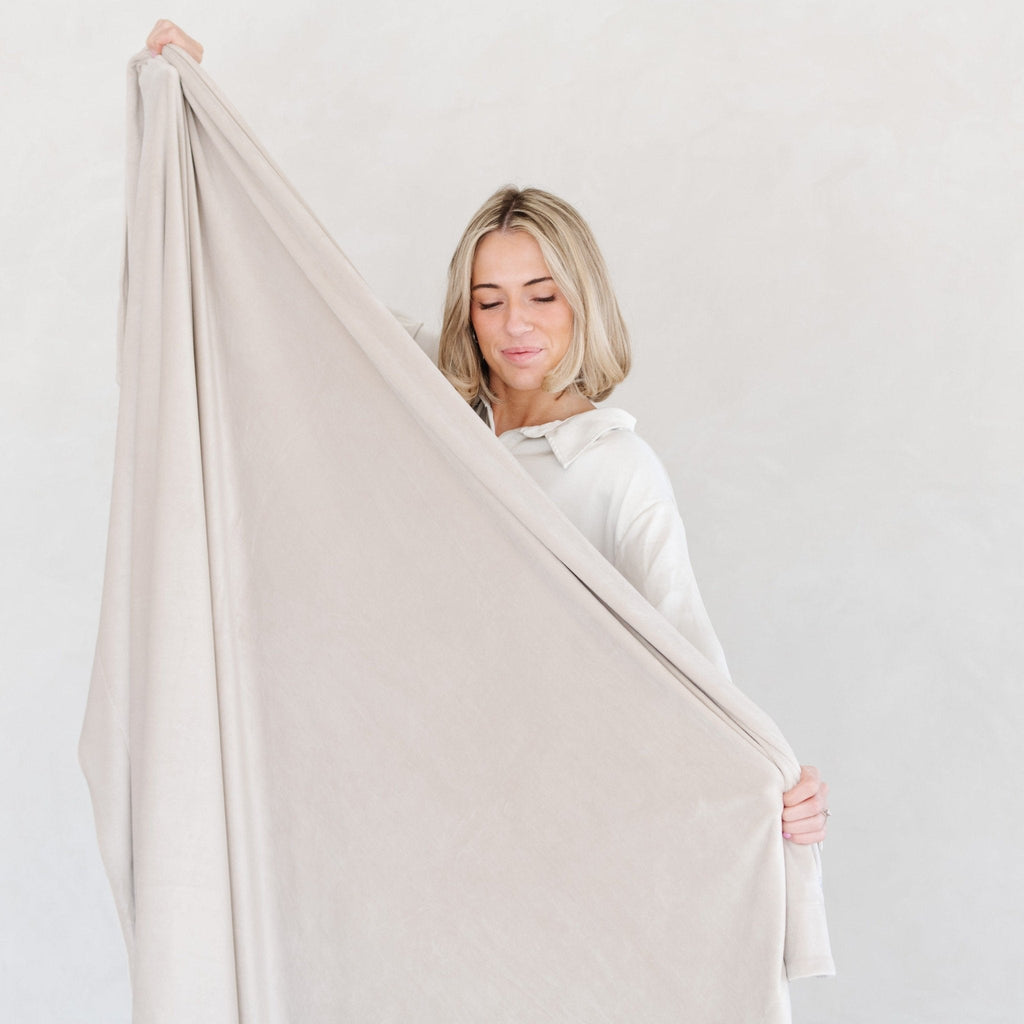 MINKY STRETCH THROW BLANKETS in - photo