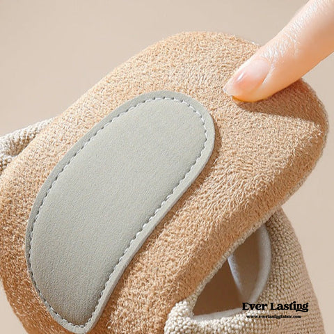 Ever Lasting Modern House Slipper / White