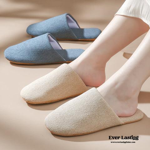 Ever Lasting Modern House Slipper / White