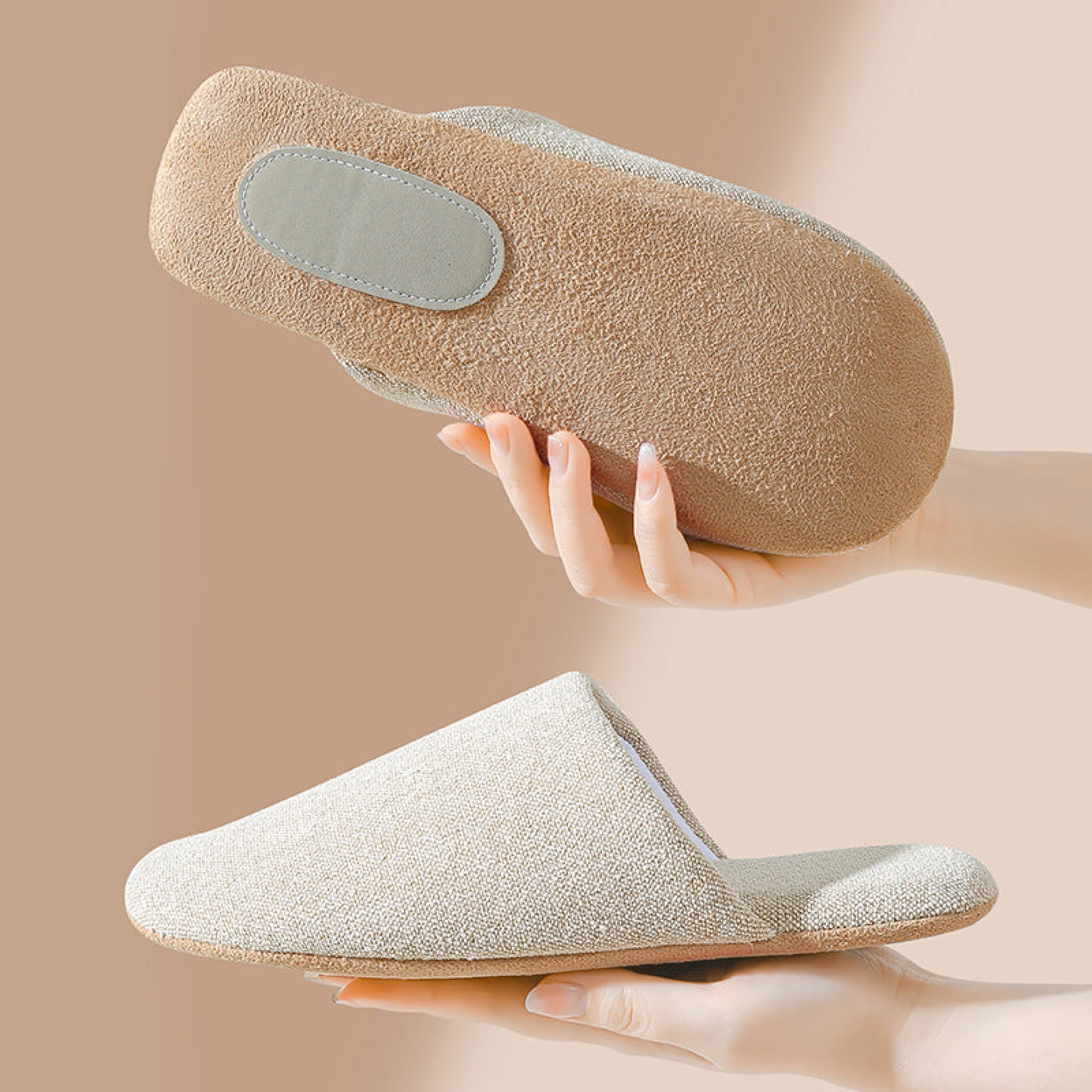 Ever Lasting Modern House Slipper / White