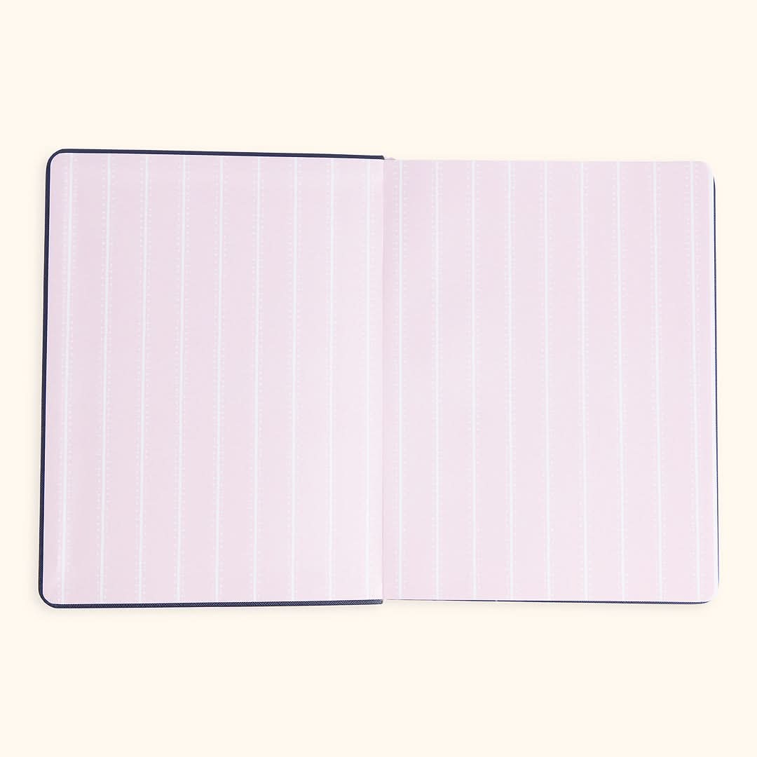 Mom Agenda Desktop 12-Month Planner 2026 in - retail photo