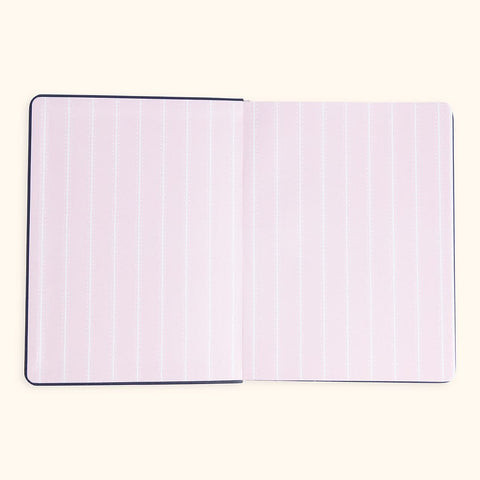 Mom Agenda Desktop 12-Month Planner 2026 in - retail photo
