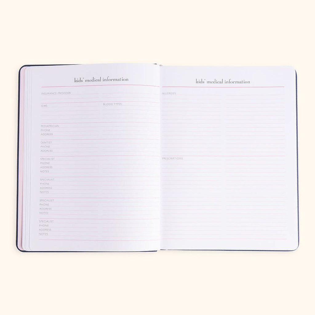 Mom Agenda Desktop 12-Month Planner 2026 in - retail photo