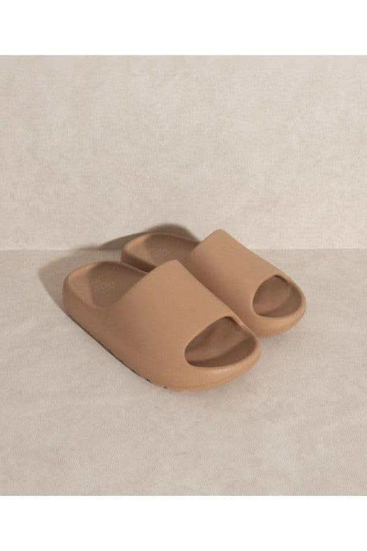 OASIS SOCIETY Wyatt Comfort Slides in - Shoes photo
