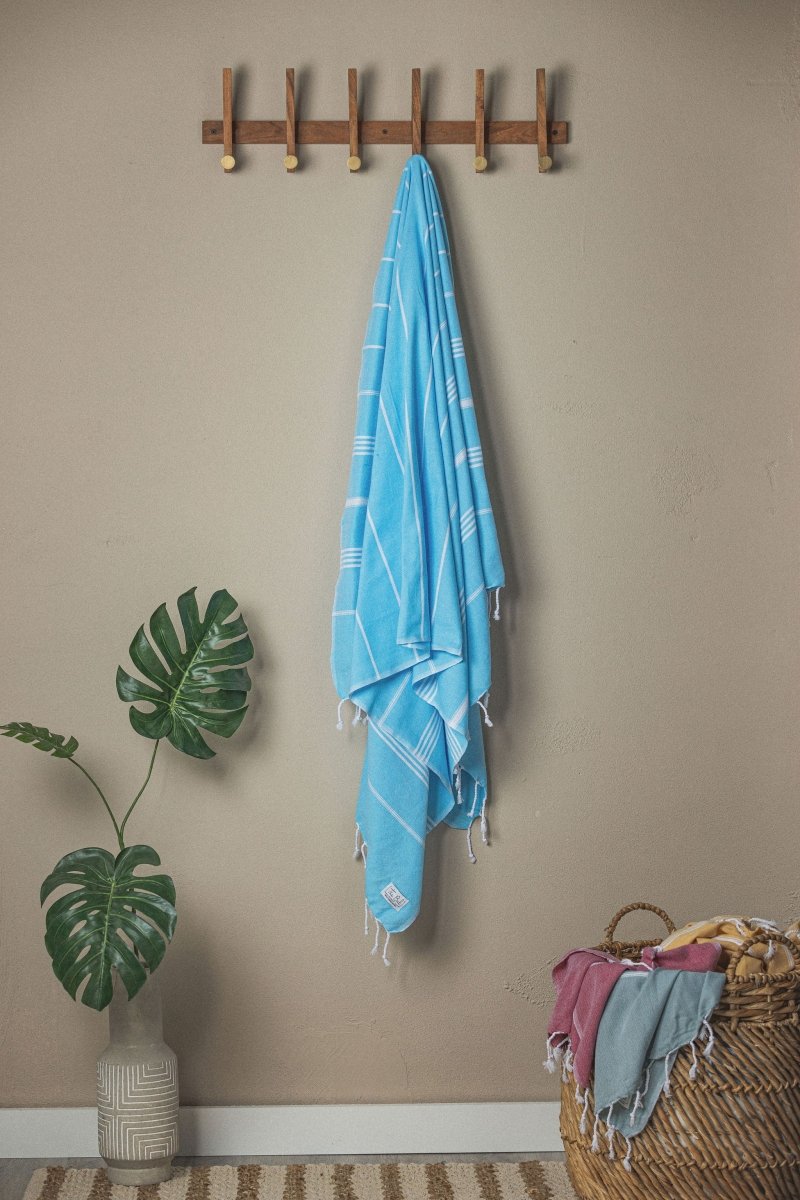 Perfect Classic Towel Collection – 40”x70” Lightweight Organic Turkish Cotton Towels in Turquoise - Beach Towel photo