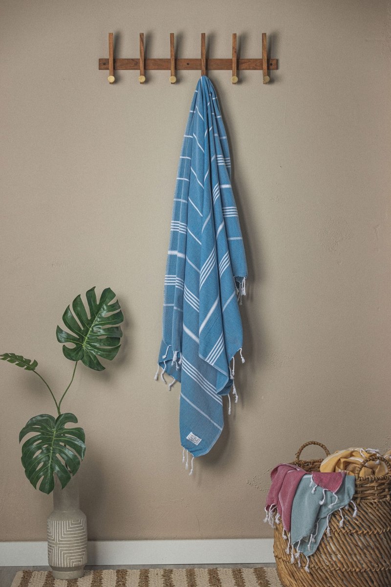 Perfect Classic Towel Collection – 40”x70” Lightweight Organic Turkish Cotton Towels in Ocean - Beach Towel photo