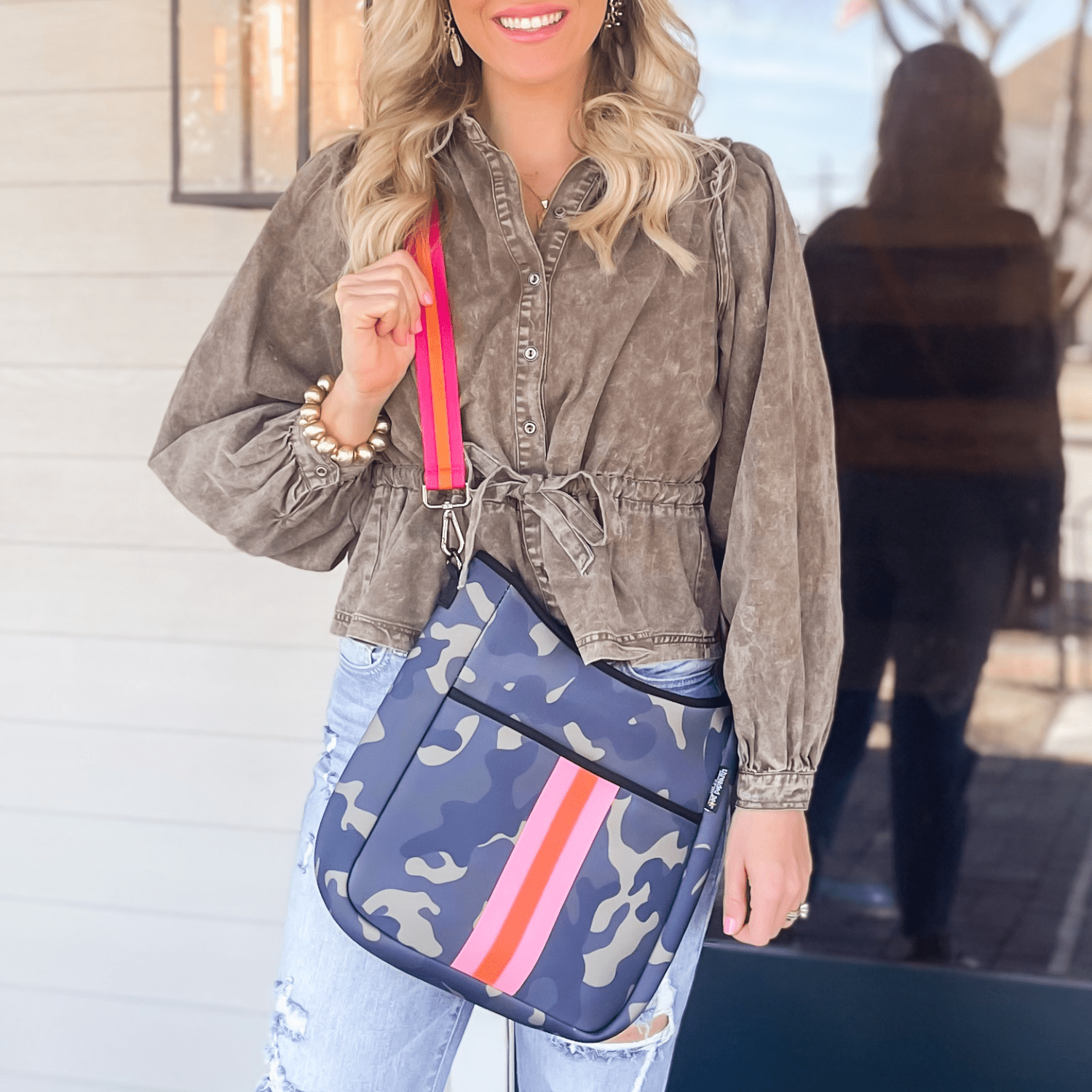 Neoprene Messenger in - Bags photo