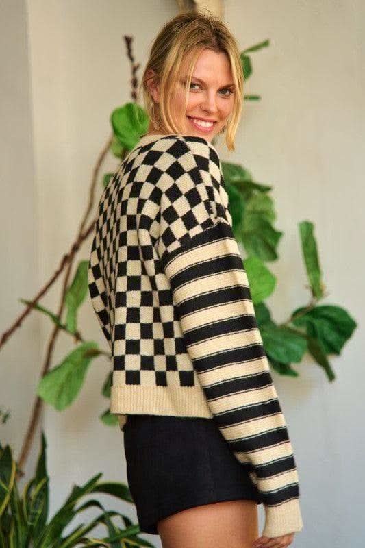 PLUS Contrast Pattern Sweater Cardigan - SwagglyLife Home & Fashion