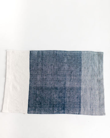 Chesapeake Cotton Tea Towel in - Kitchen Towels photo