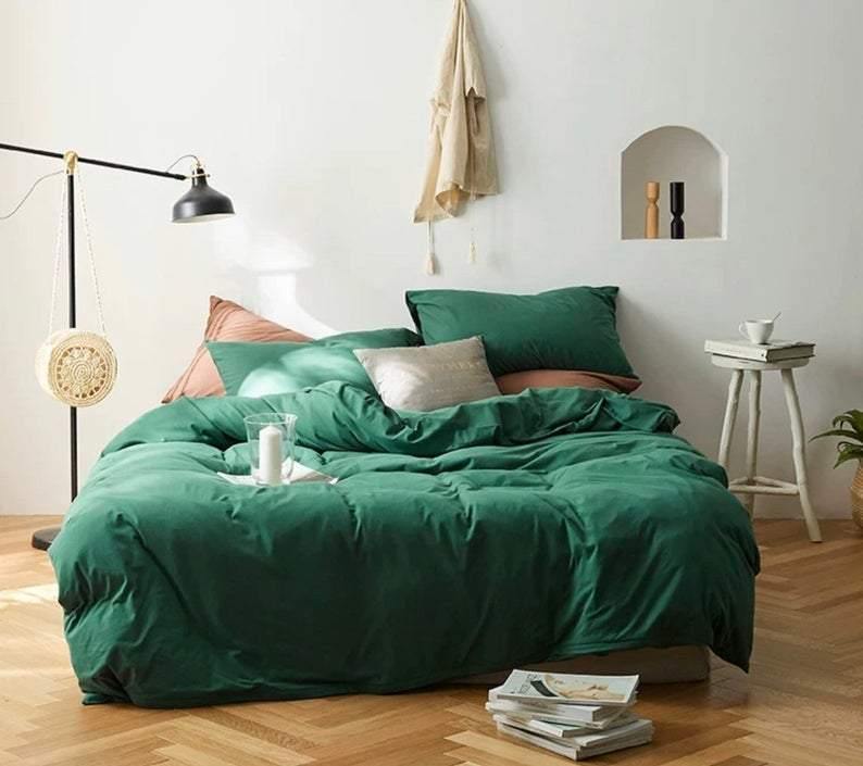 Solid Bedding Set / Forest Green in Forest Green - Bedding Set photo