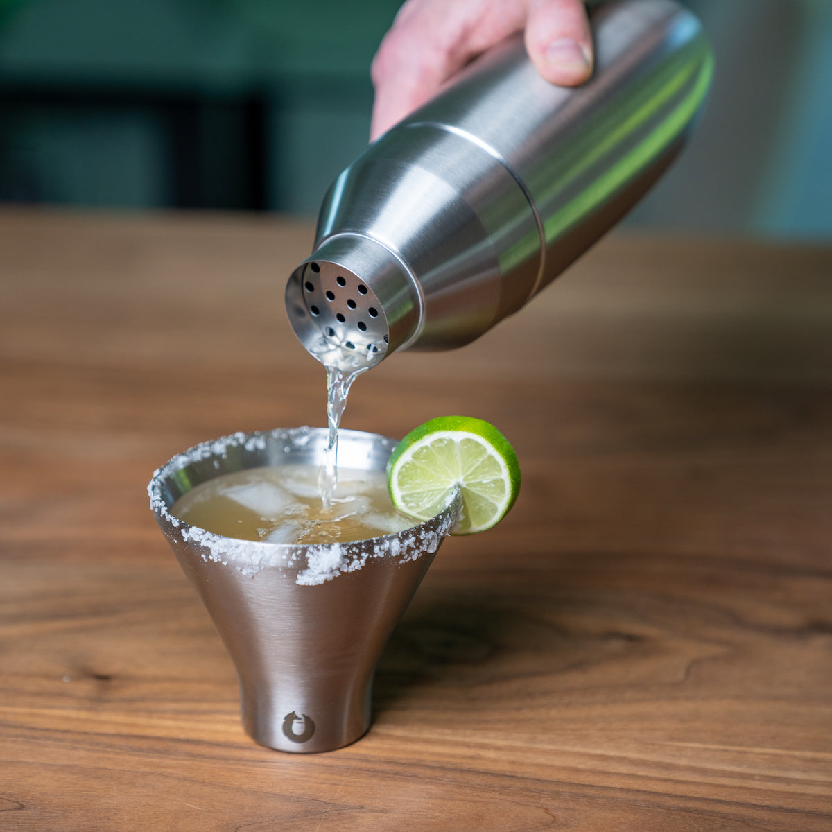 Stainless Steel Cocktail Shaker, Steel in - Cocktail shaker photo